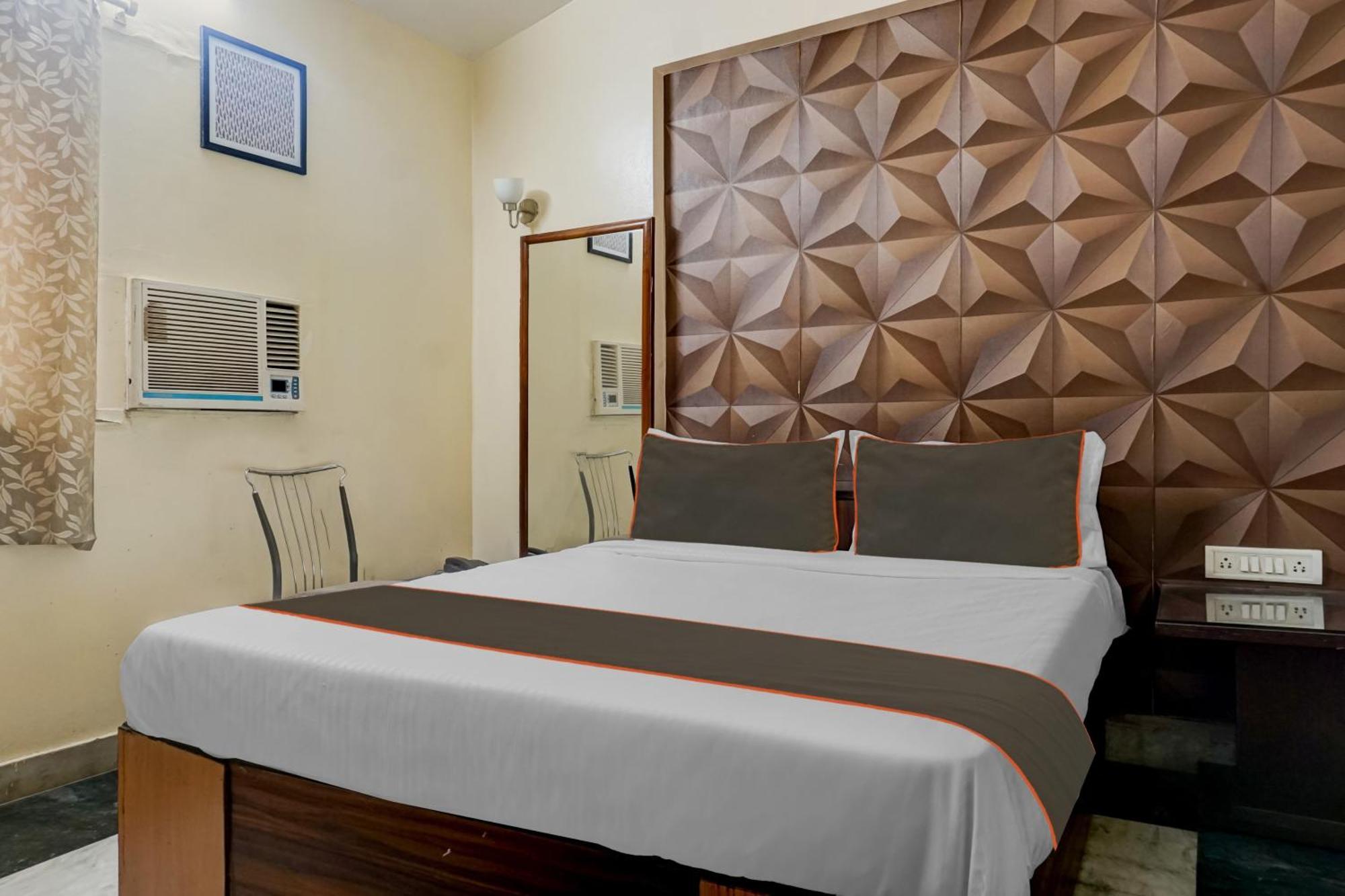 Hotel Galaxy Residency Kalyani Nagar ปูเน่ ภายนอก รูปภาพ